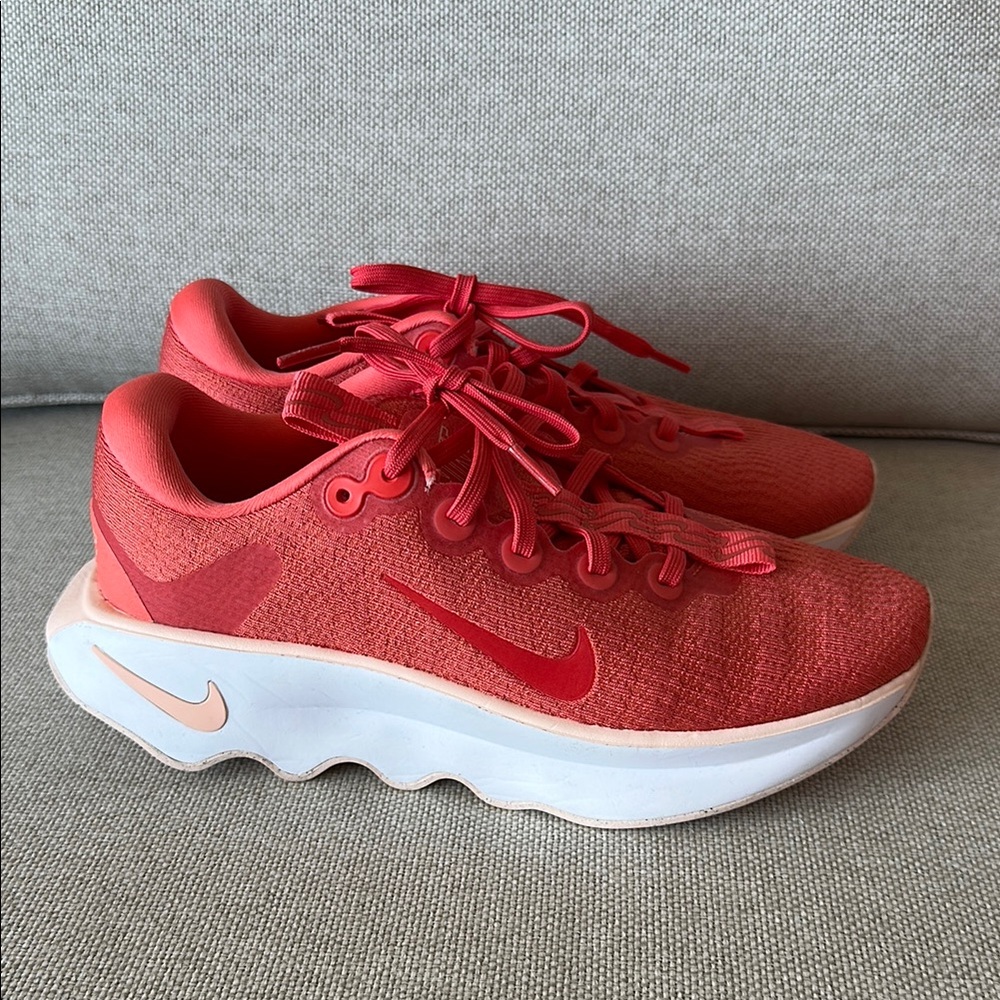 Nike WMNS Motiva Size US 8.5